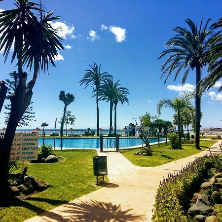 Estudio En 1a Linea 토레몰리노스