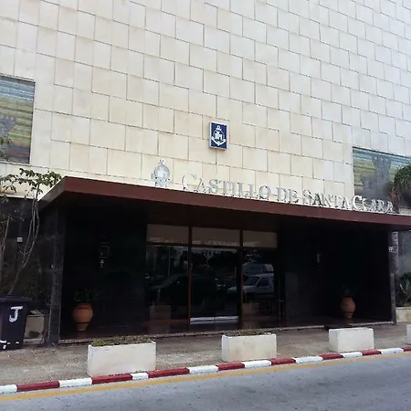 Estudio En 1a Linea 아파트 토레몰리노스